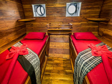 Akomo Isseki — Twin Cabin