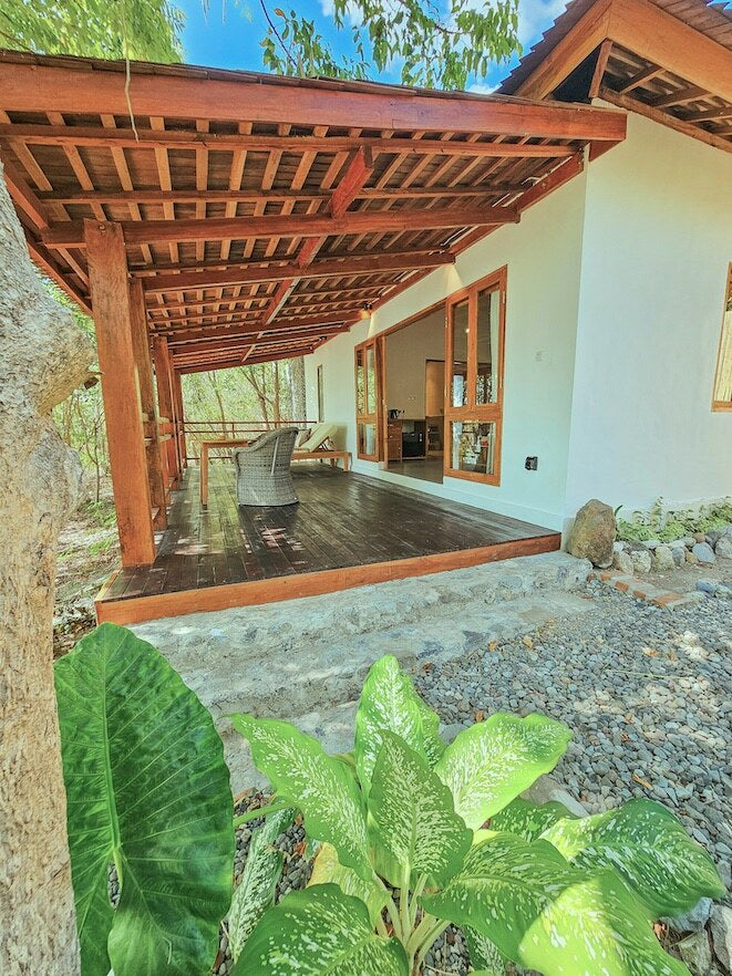 Oceanfront Deluxe Bungalow