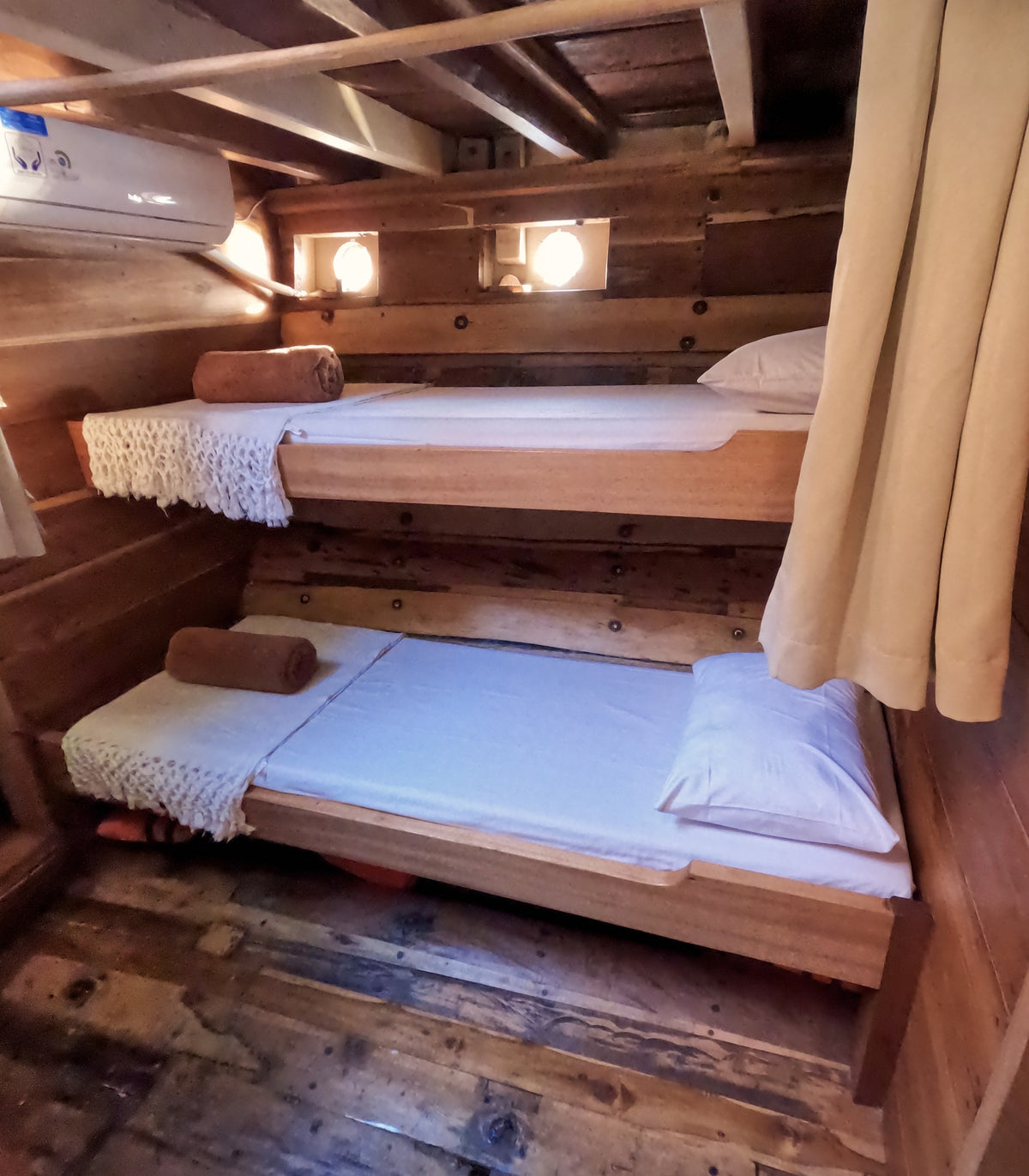 Bajak — Shared Bunk Space