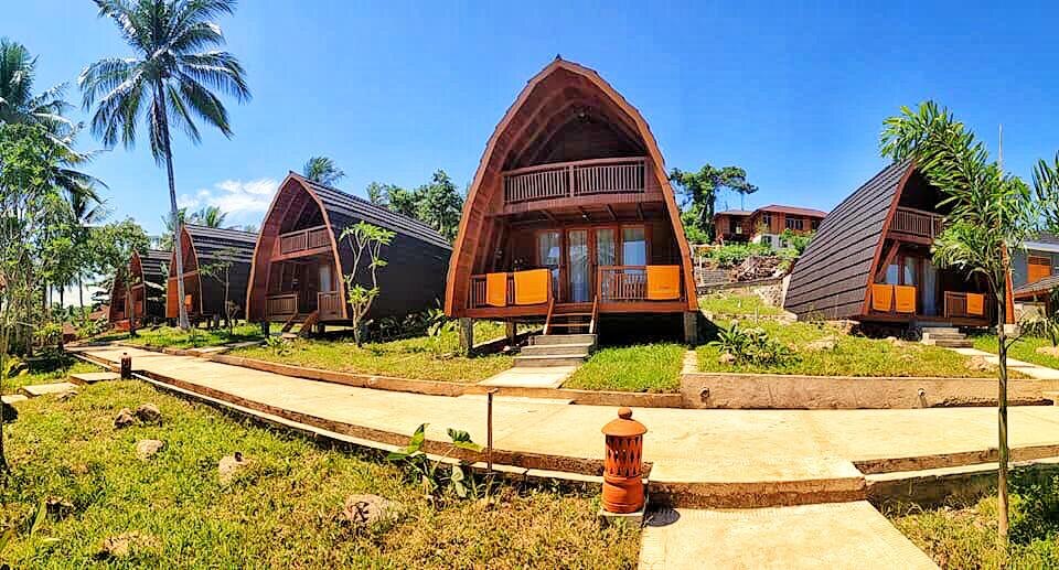 Superior Hillside — Lumbung Style