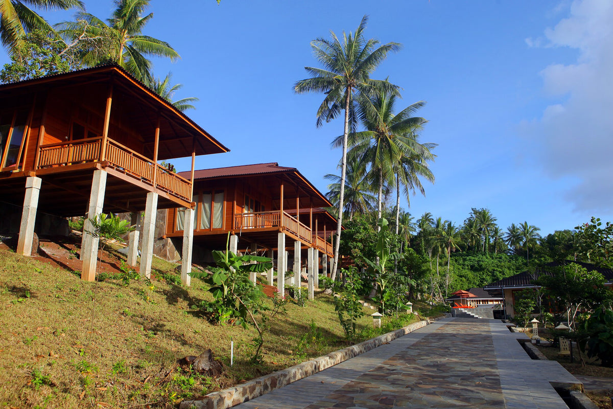 Superior Hillside — Minahasa Style