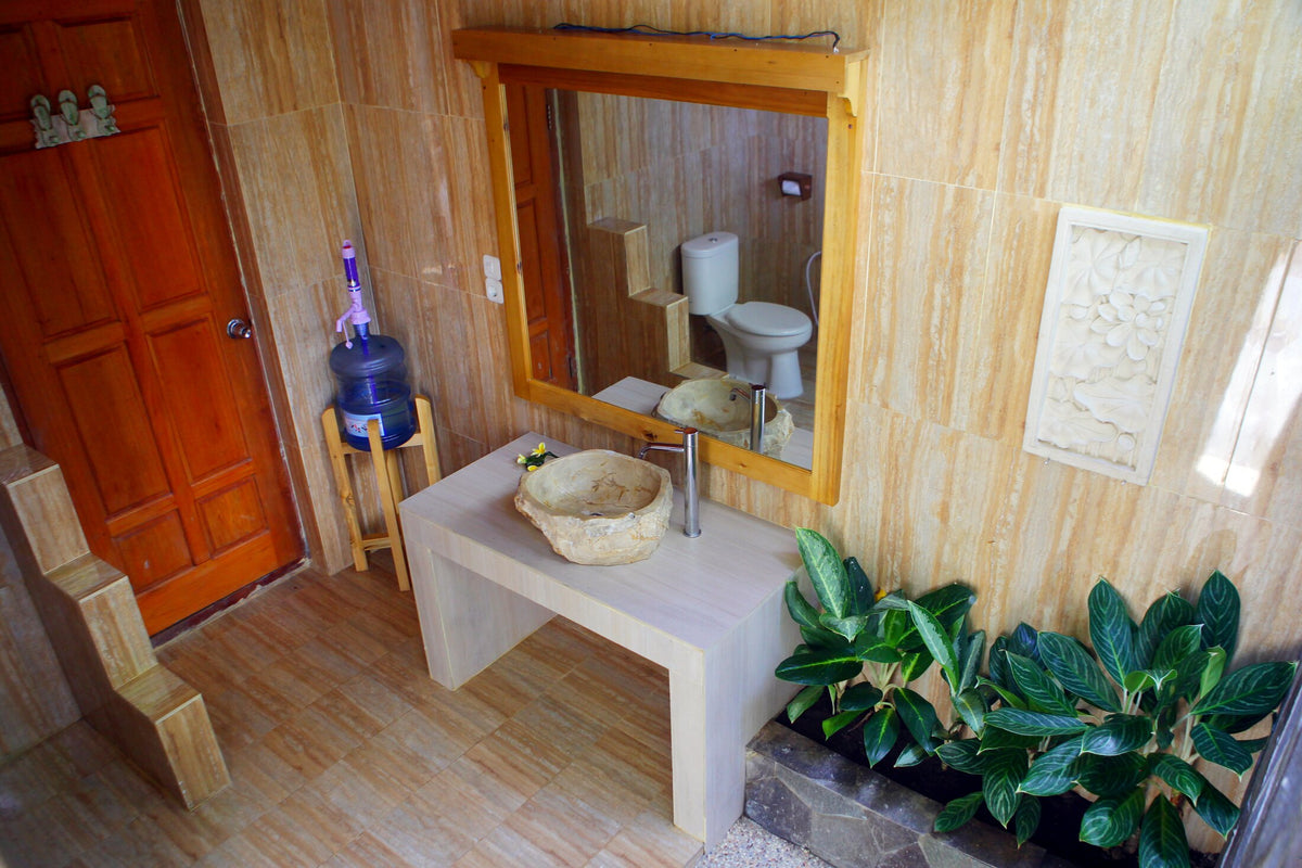 Superior Hillside — Minahasa Style