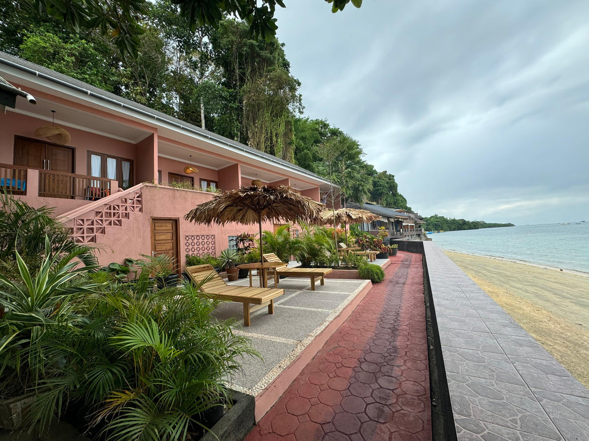 Deluxe Beachfront