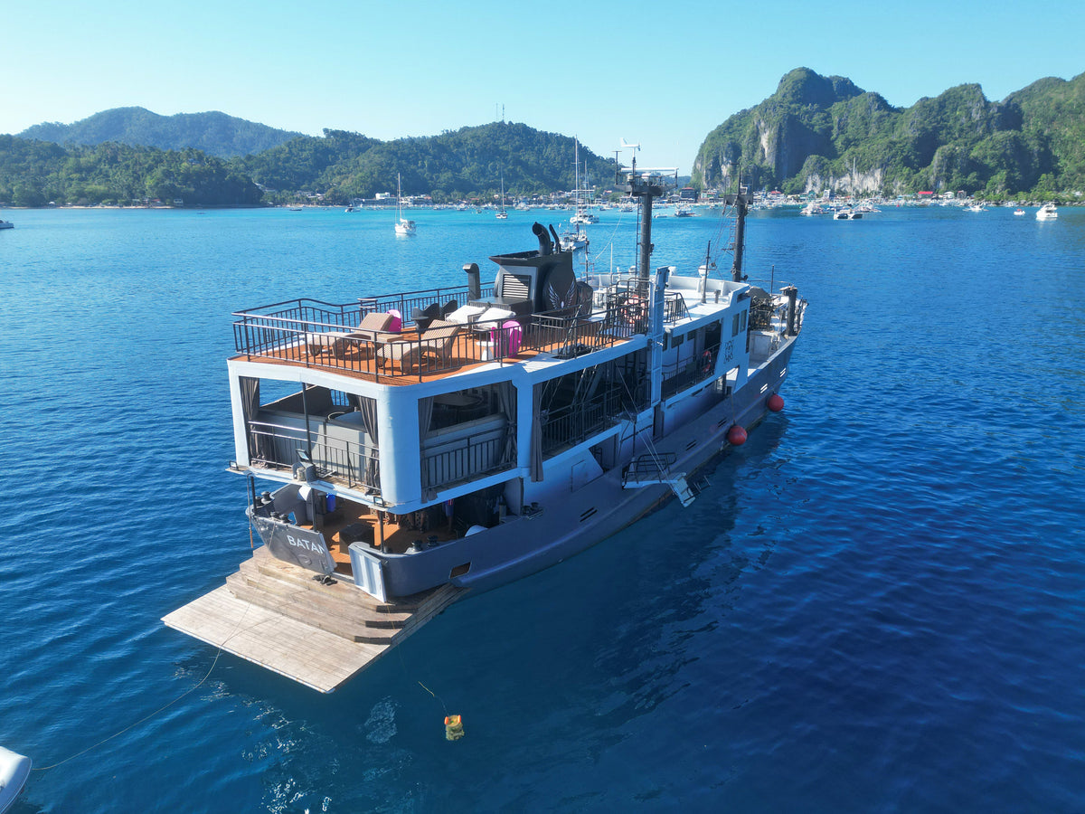Black Noddy — Tubbataha Reefs — 6 Nights