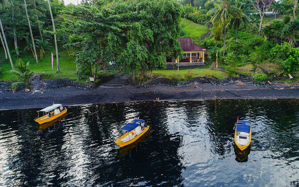 Black Sand Dive Retreat