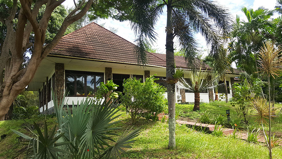 Black Sand Dive Retreat