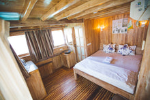Cajoma IV — Master Cabin