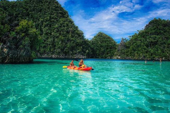 Calico Jack — Banda Neira & Misool — Ambon to Sorong — 11 Nights