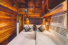 Calico Jack — Double Cabin