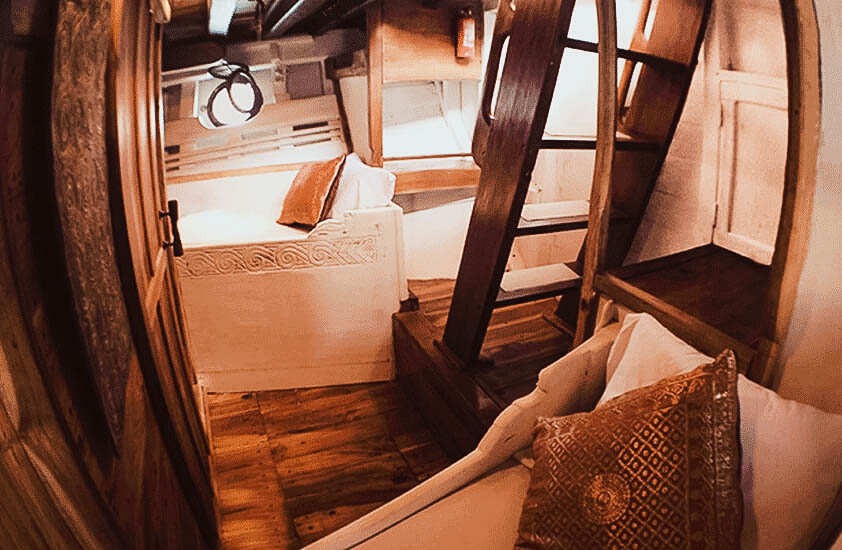 Calico Jack — Front Twin Cabin