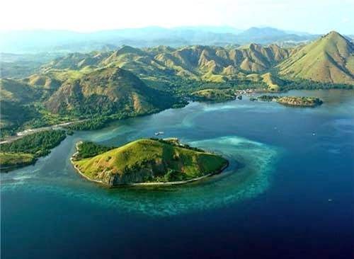 Calico Jack — Cenderawasih Bay — Manokwari to Nabire — 11 Nights