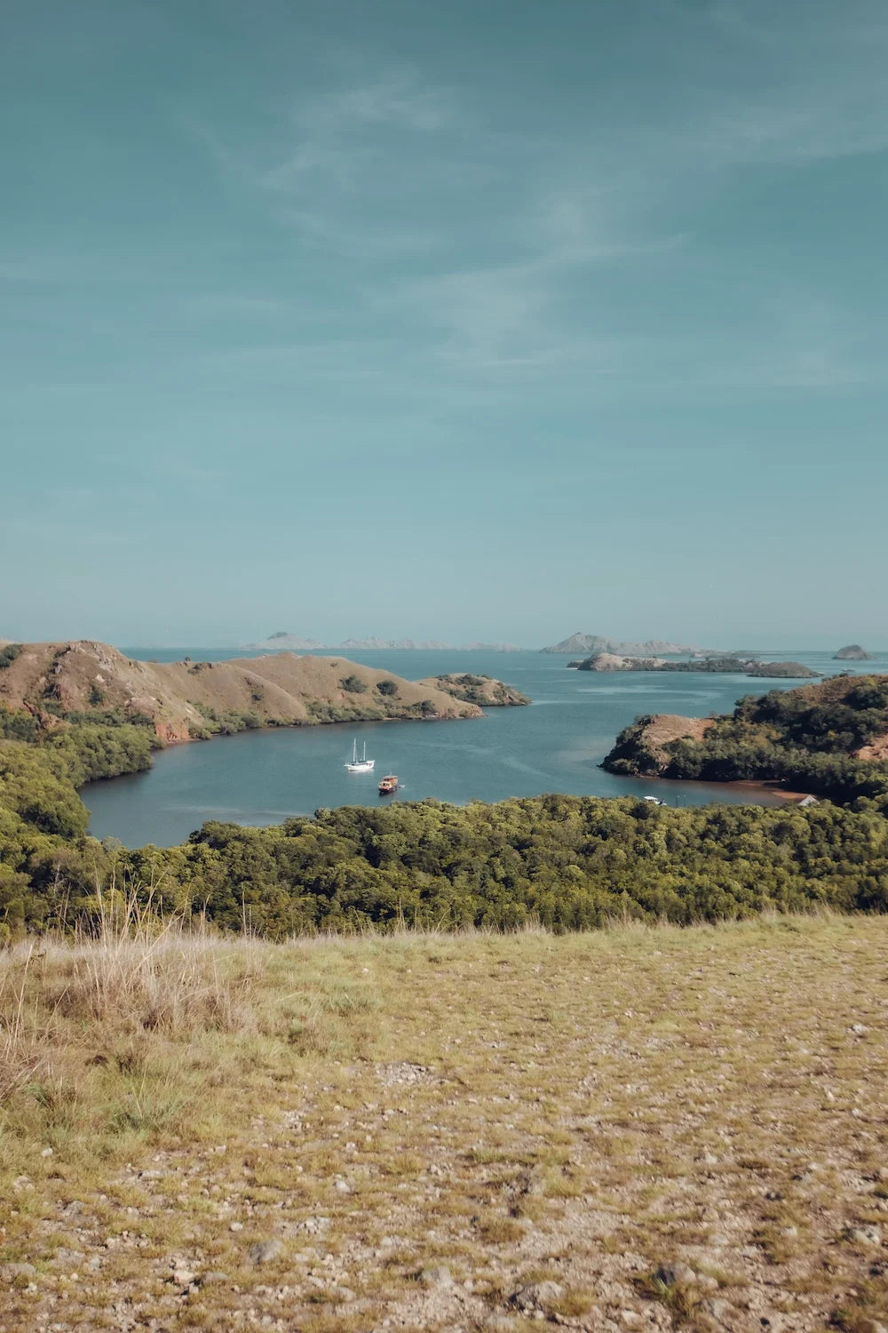 Capoeng — Central & North Komodo