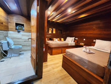 Dancing Wind — Lower Cabin Twin Share