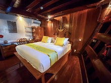 Dewi Nusantara — Deluxe Stateroom