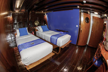 Dewi Nusantara — Deluxe Stateroom