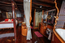 Dewi Nusantara — Master Suite