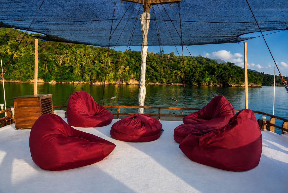 MARI Liveaboard