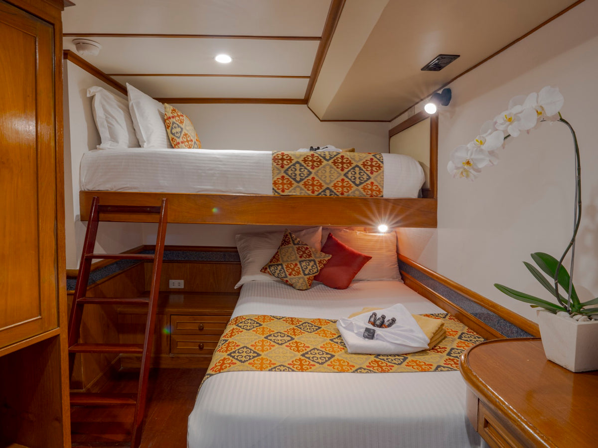 Mermaid I — Lower Deck Cabin