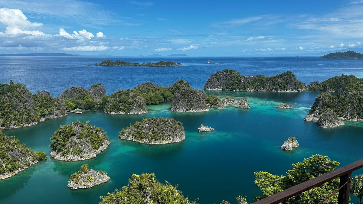 Nomad Bugis — Raja Ampat