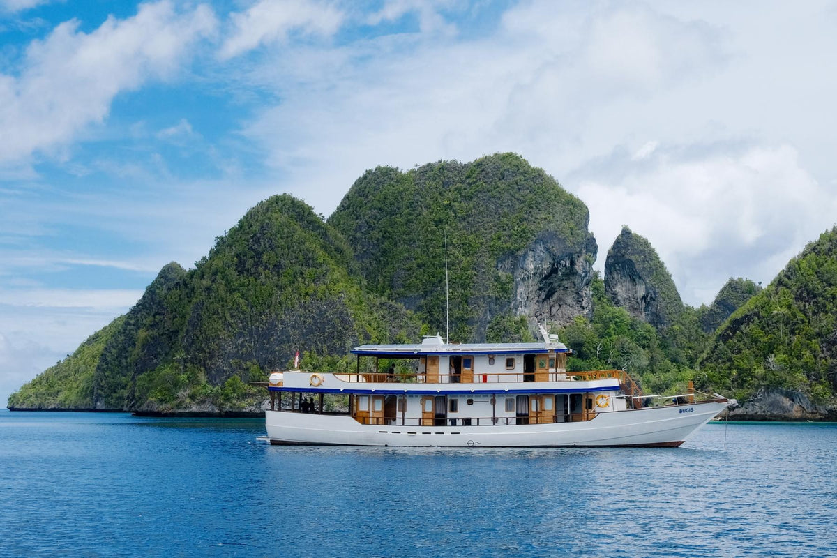 Nomad Bugis — Exploration: Raja Ampat & Banda Sea