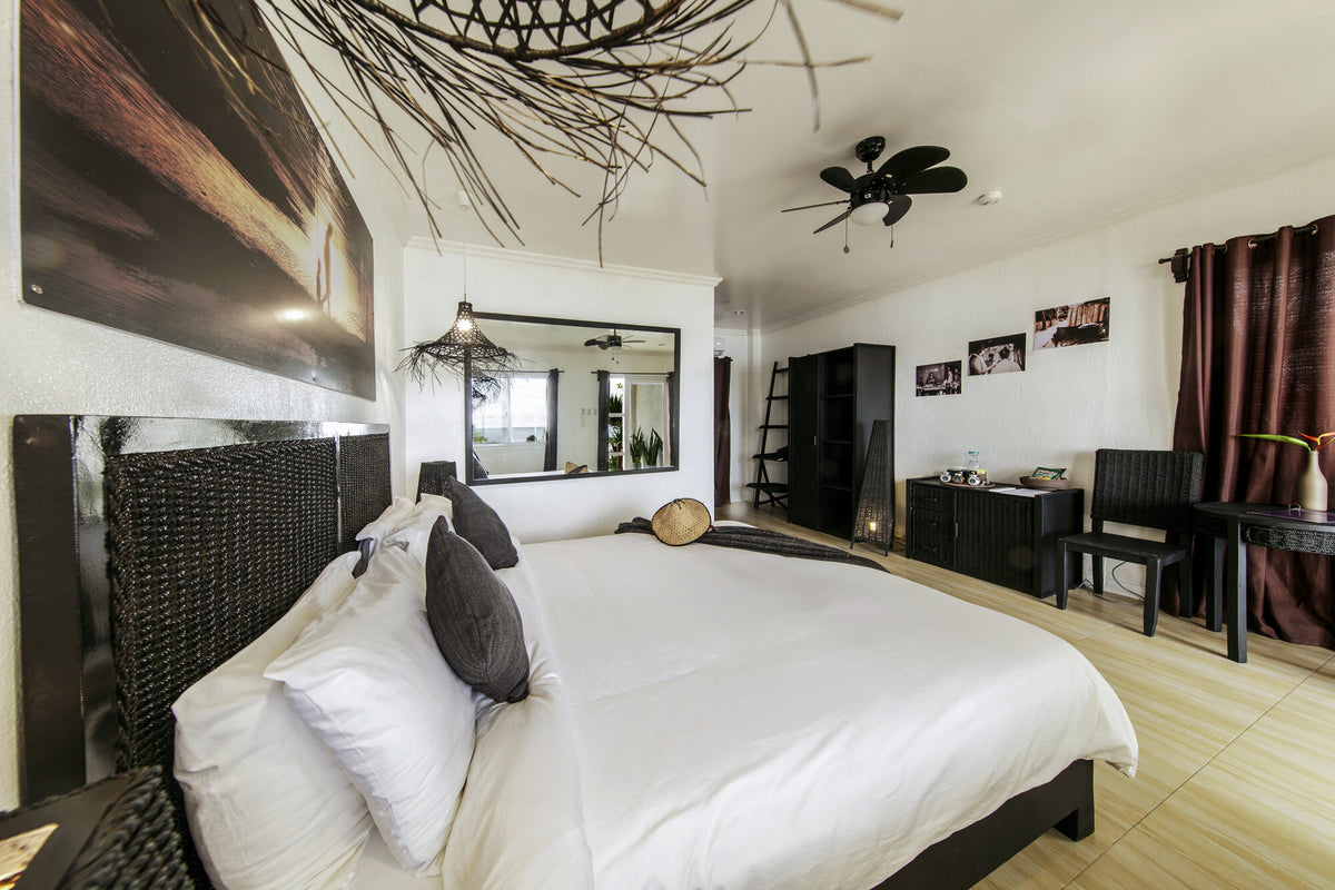 Deluxe Sea View Room