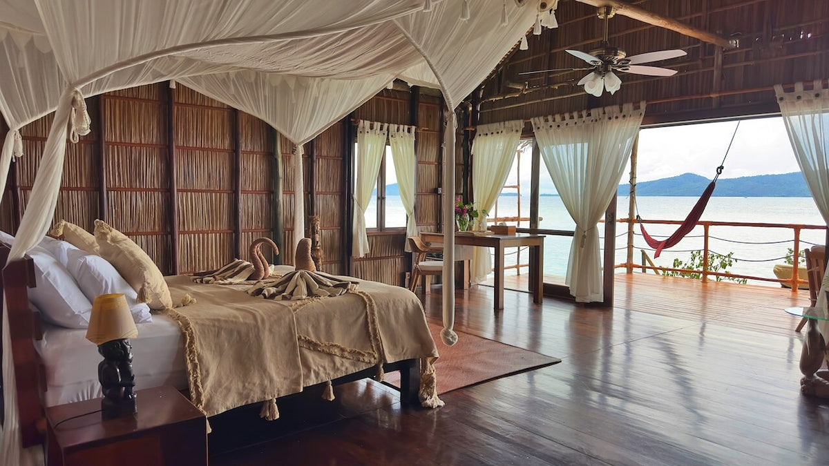 Superior Water Bungalow