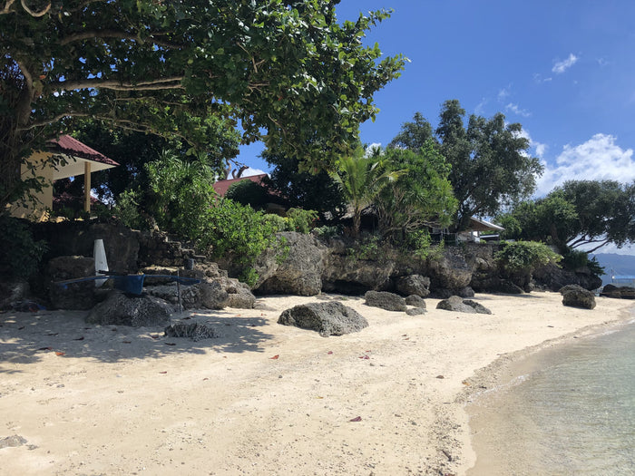 Savedra Dive Center / Tipolo Beach Resort