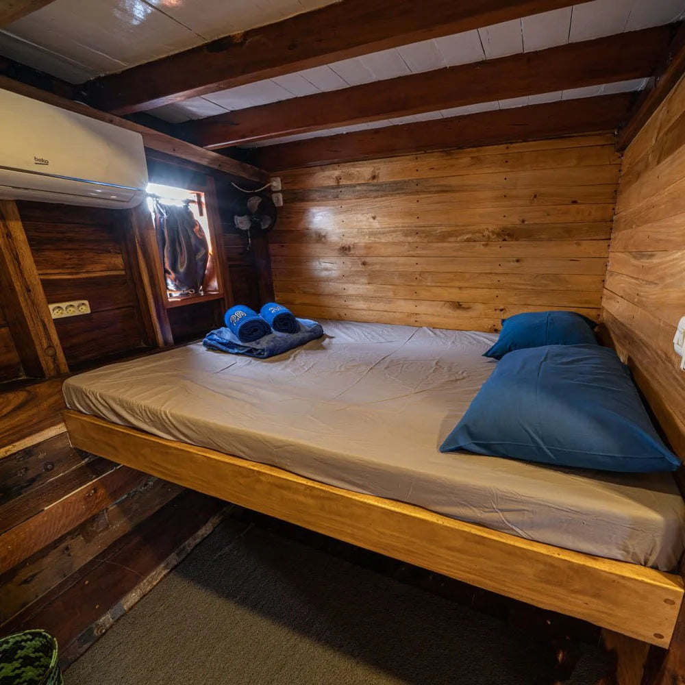 Jaya — Twin Cabin