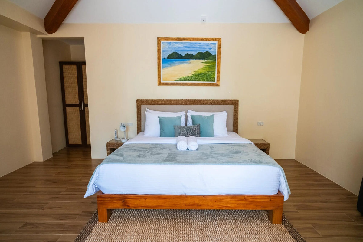 Vida Homes Deluxe Room
