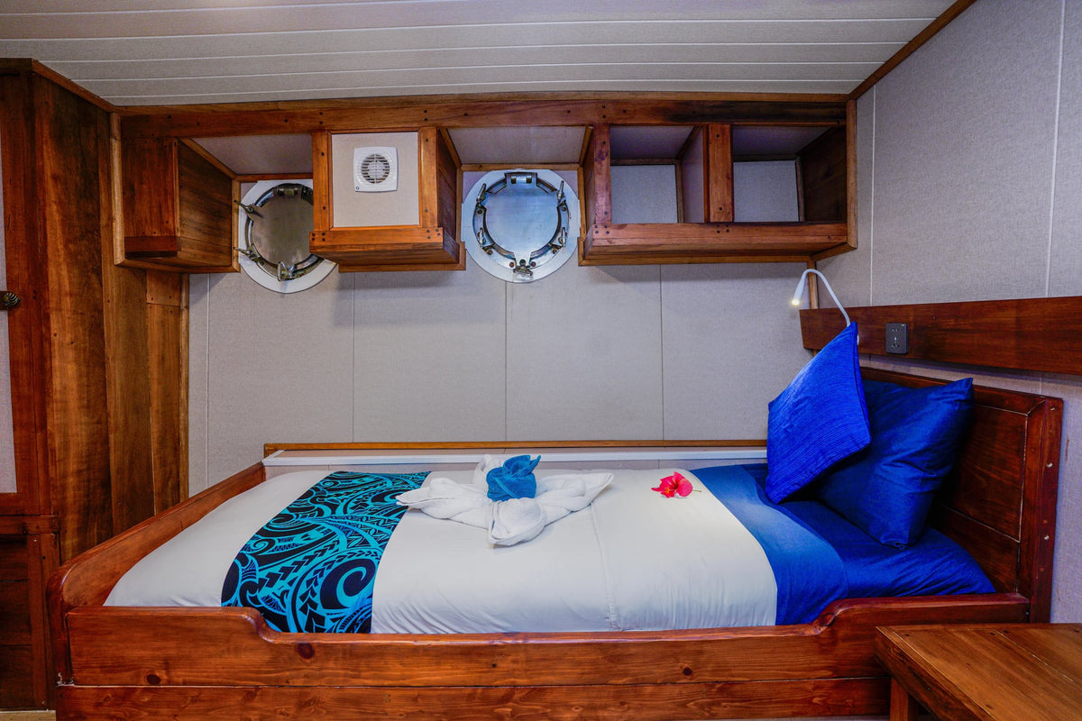 Solomons Master — Premium Twin/Double Cabin