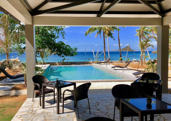 Sunset Cove Beach & Dive Resort