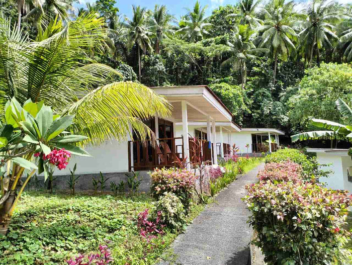 Sea-view bungalows at Thalassa Lembeh