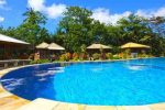 Two Fish Divers Bunaken resort pool and relaxing area
