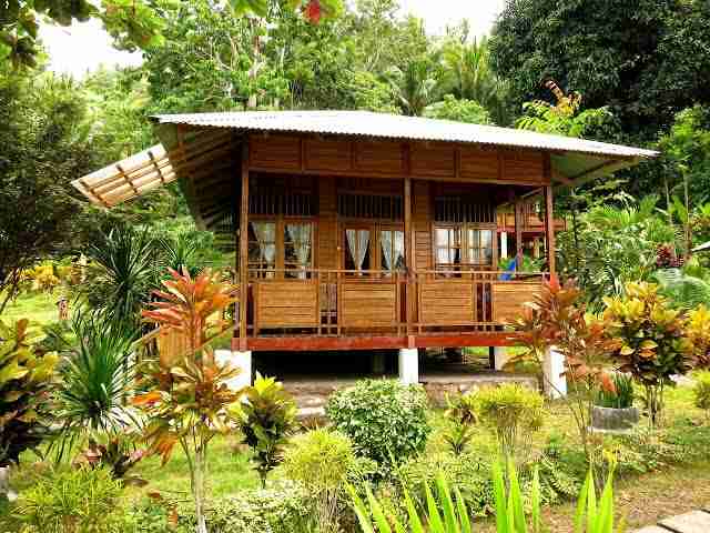 Superior Cottage at Two Fish Divers Lembeh - view 1
